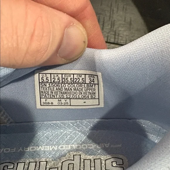 Skechers Pastel Blue and Pink Slip-On Athletic Shoes NWOT - Picture 2 of 6